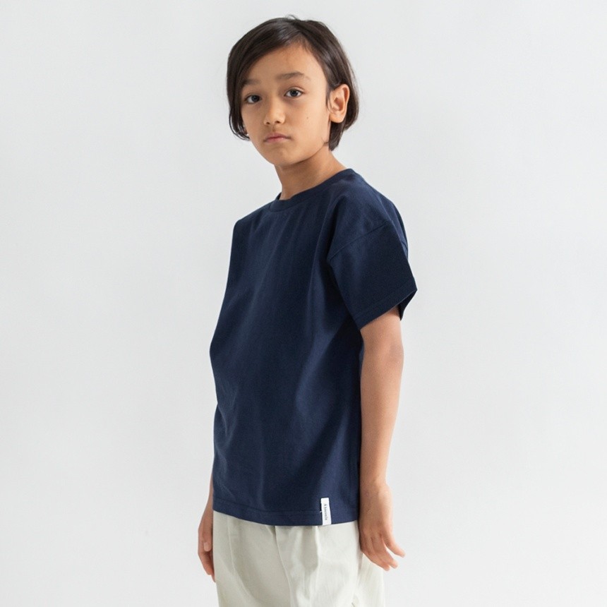 ネイビーブルー