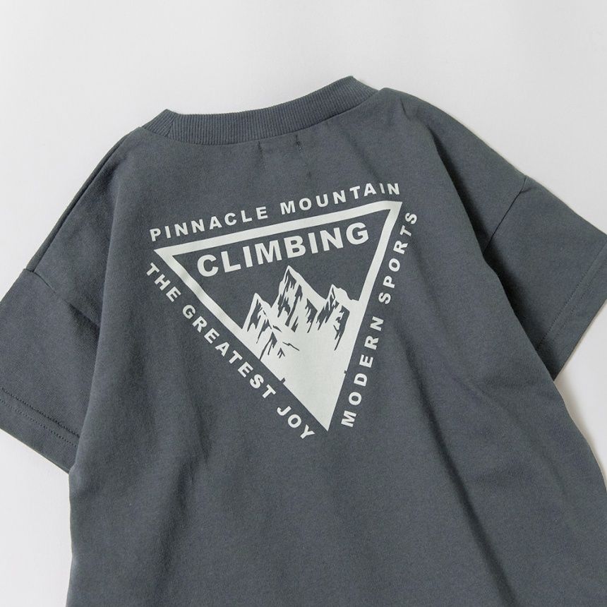 93:チャコールGY_登山