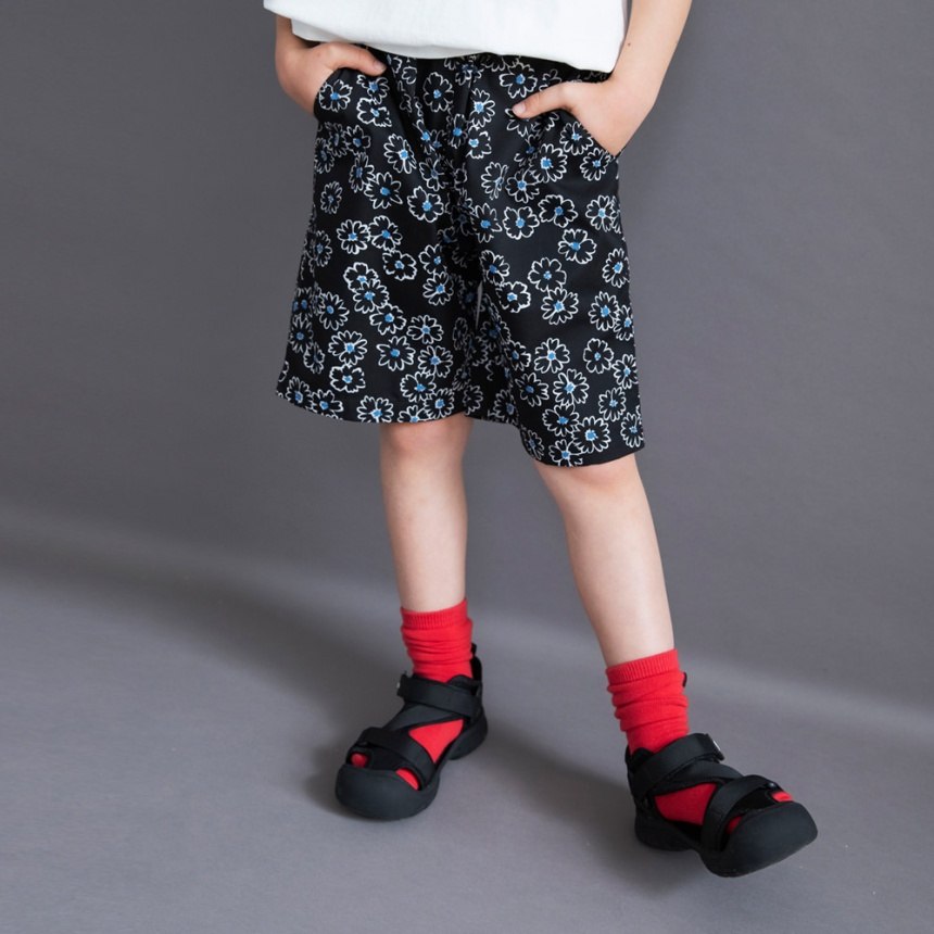 91:ブラック_小花