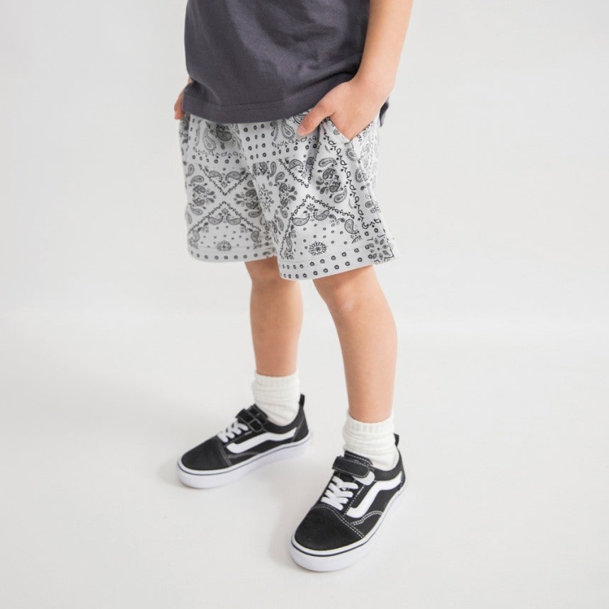 94:グレー_バンダナ柄