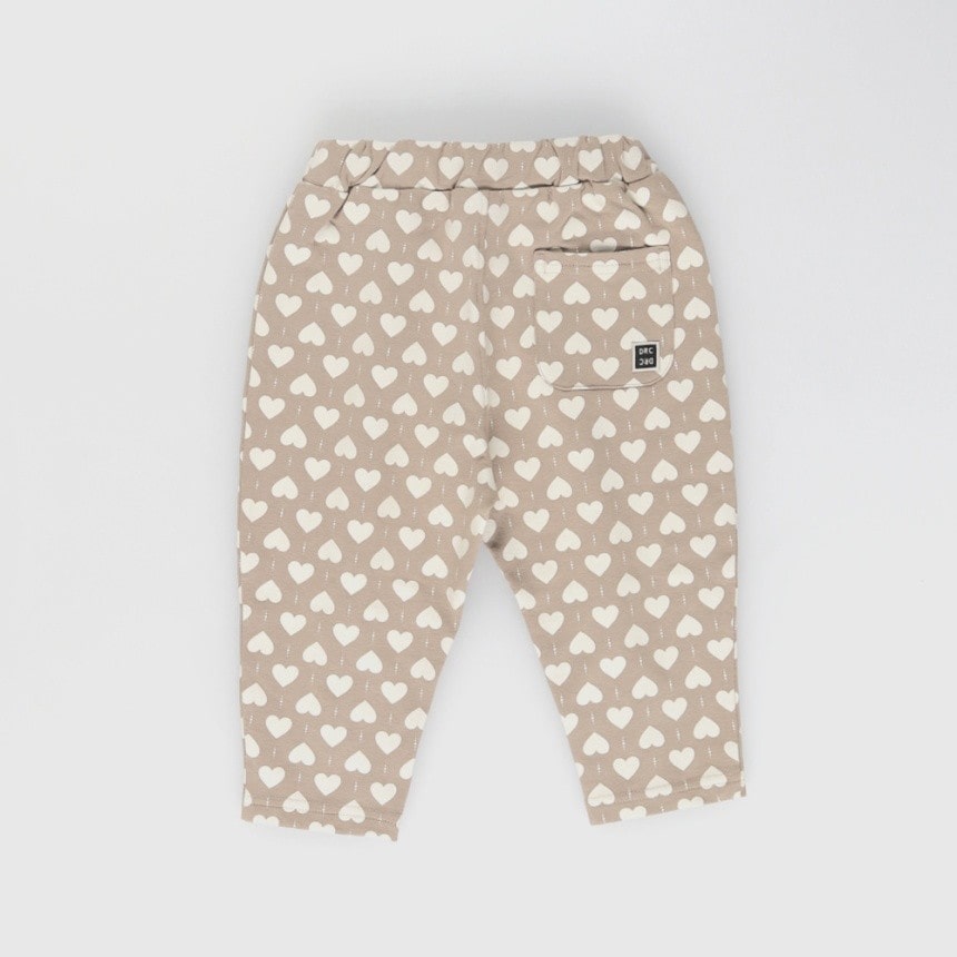 92:ベージュ_ハート柄