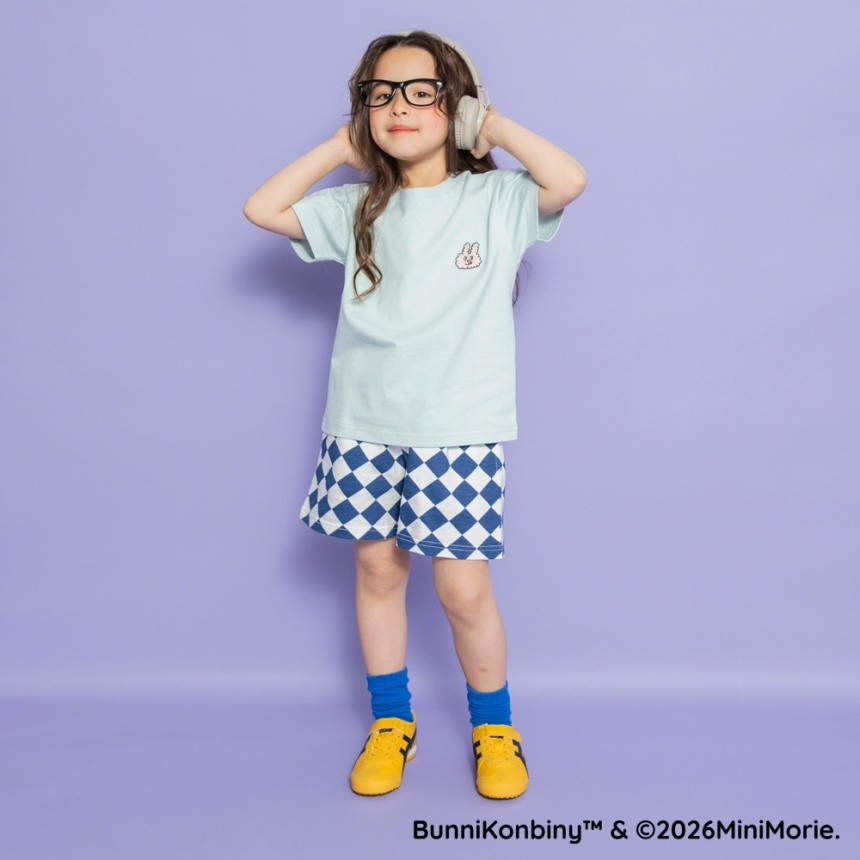 ライトグリーン