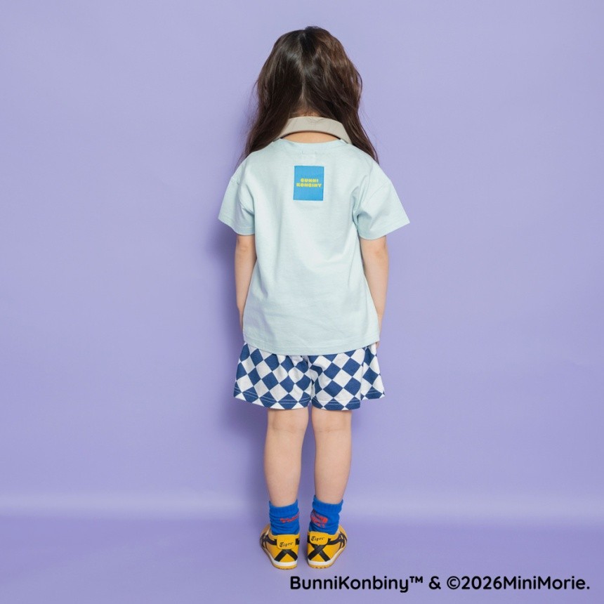 ライトグリーン