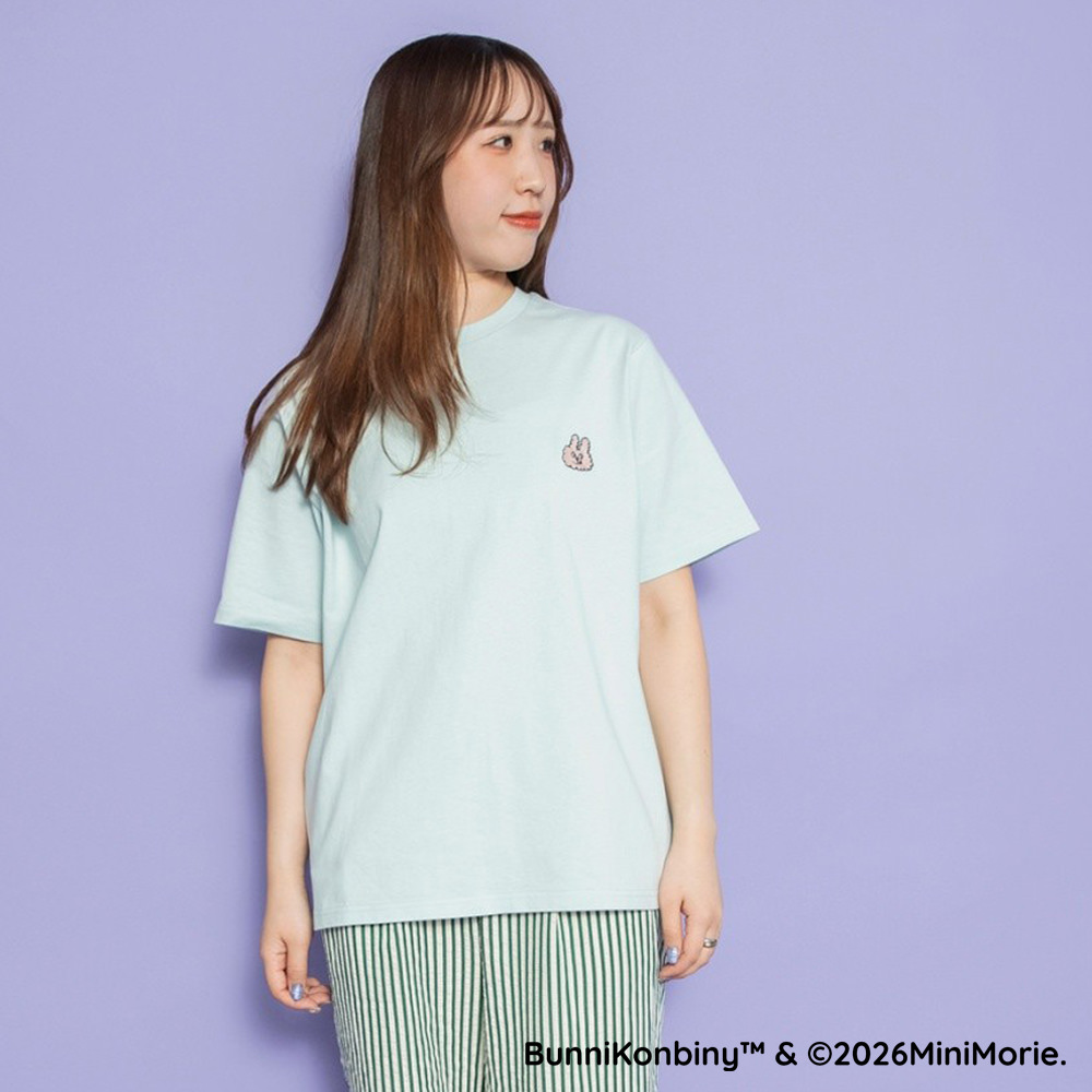 ライトグリーン