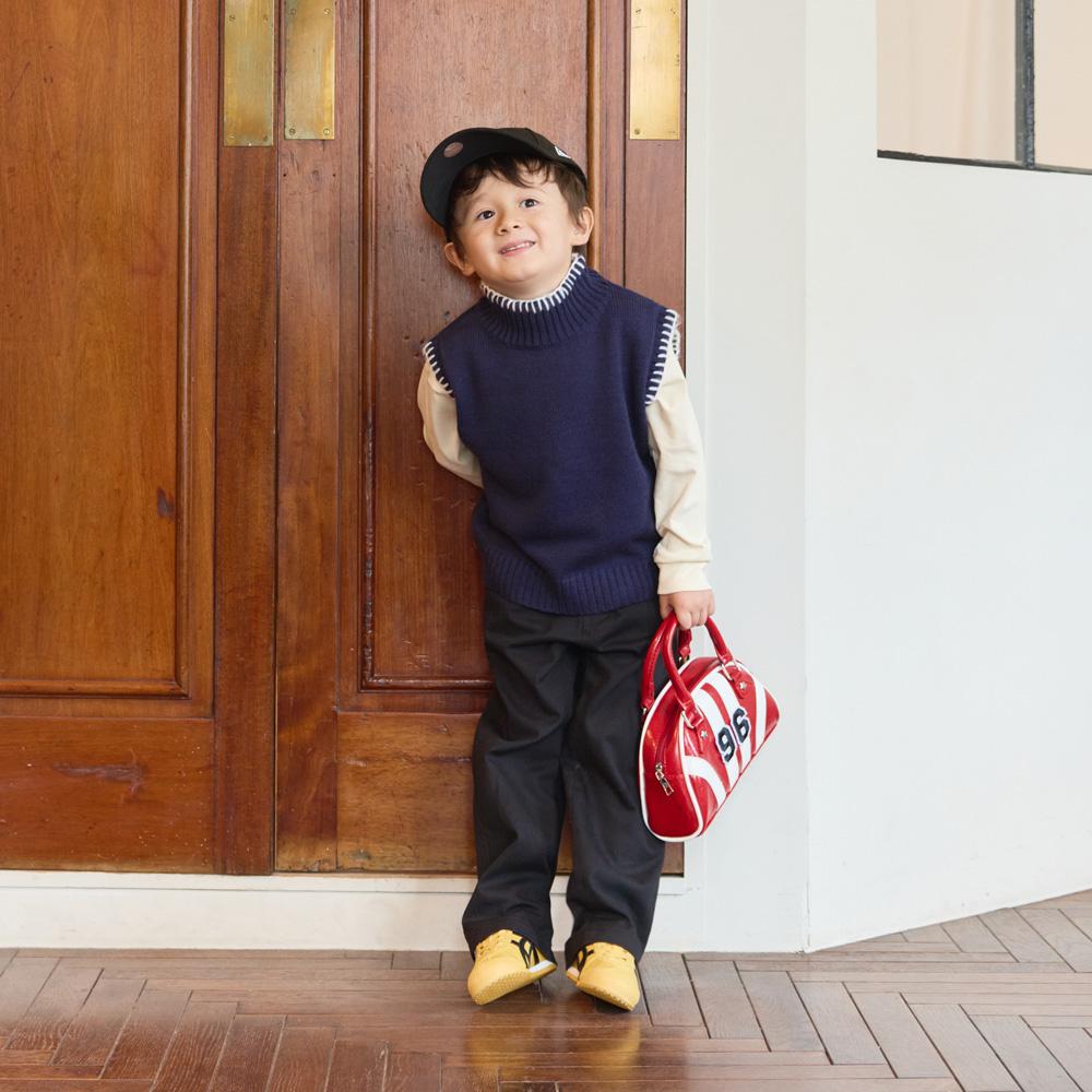 ハイネック 配色ハンドステッチニットベスト