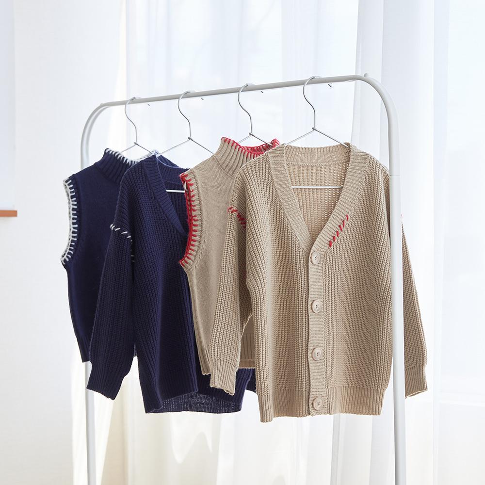 ハイネック 配色ハンドステッチニットベスト