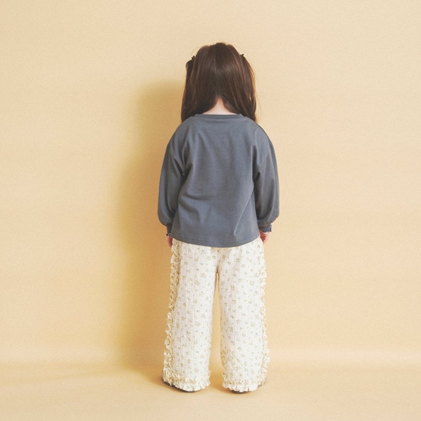 12_チャコールグレー