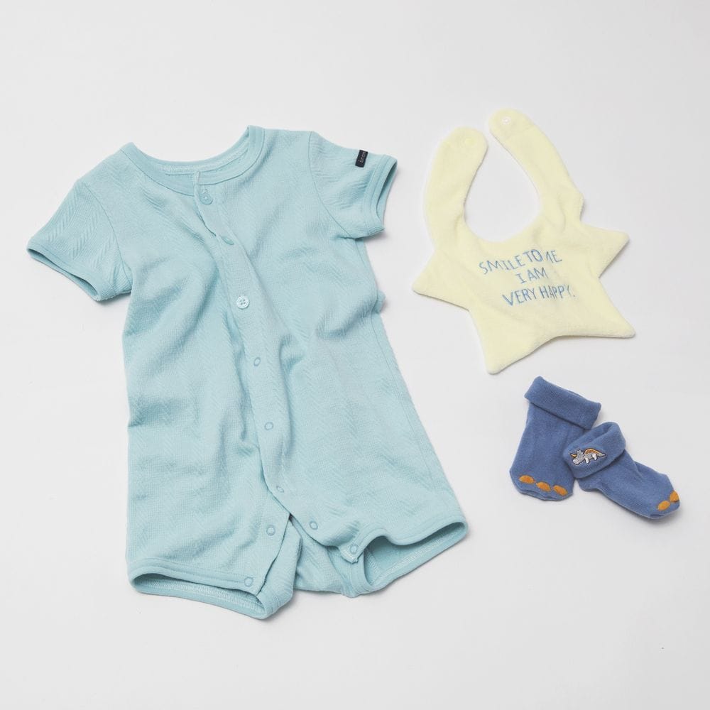 ベビーギフト 洋服と小物がセットになった男の子ギフト ブランシェスで人気のこのスタイは笛が入っておりご機嫌斜めでも音を鳴らして楽しめます 子供服 ベビー服 ブランシェス 公式通販オンラインショップ ベビーギフト 洋服と小物がセットになった男の子ギフト ブランシェスで人気のこのスタイは笛が入っておりご機嫌斜めでも音を鳴らして楽しめます 子供服 ベビー服 ブランシェス 公式通販オンラインショップ