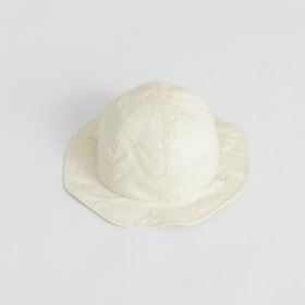 【ベビー】総柄刺しゅうハット