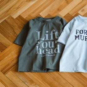 チャコールグレー