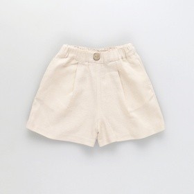 ピンクベージュ