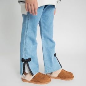 リボンモチーフデニムパンツ
