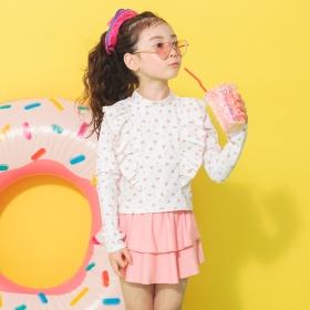 【予約商品】【水着 / SWIM / WEB限定】長袖ラッシュガード＆スカパン２点セット_