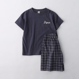 ネイビーブルー