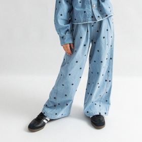 【Ou? by EDWIN】お花刺しゅうデニムパンツ