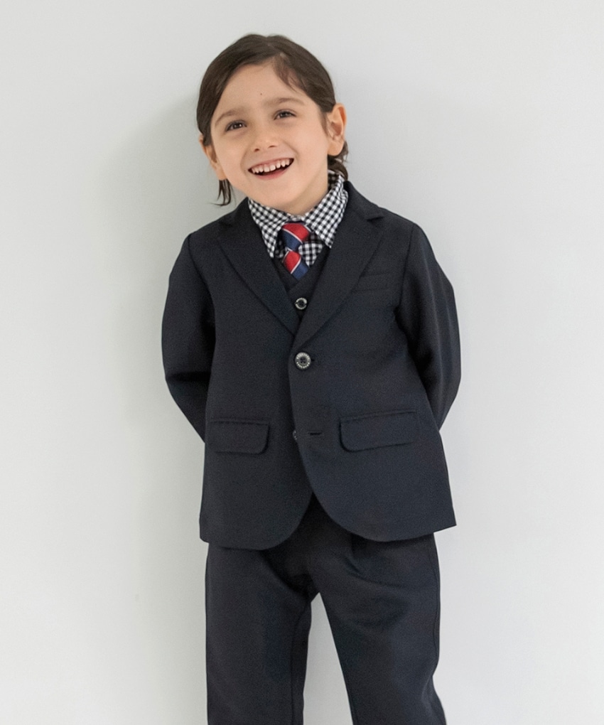 ブランシェスのフォーマルウェア モデル着用画像