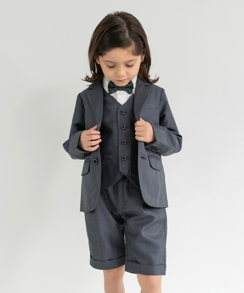 ブランシェスのフォーマルウェア モデル着用画像