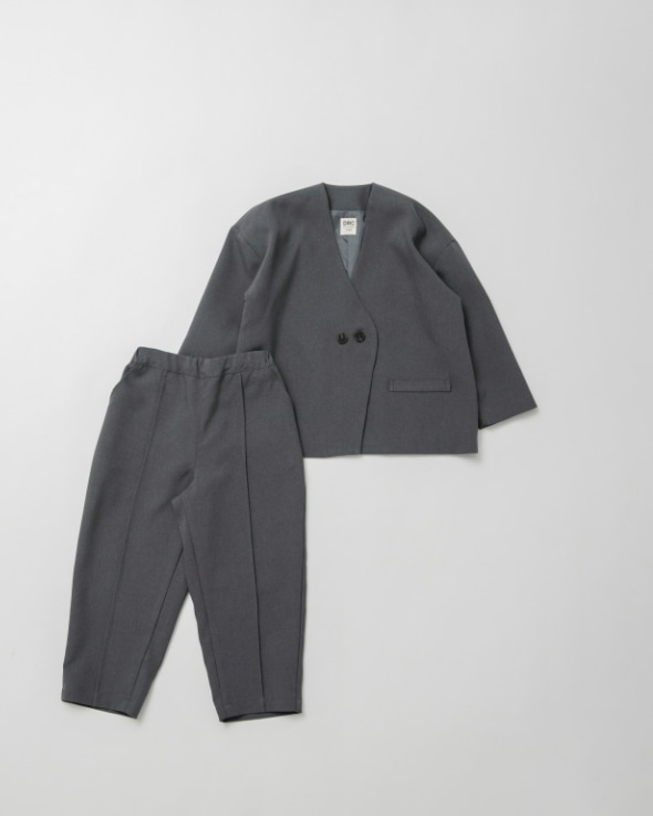 プチプラ フォーマル2点セット ジャケット+テーパードパンツ グレー 平置き画像