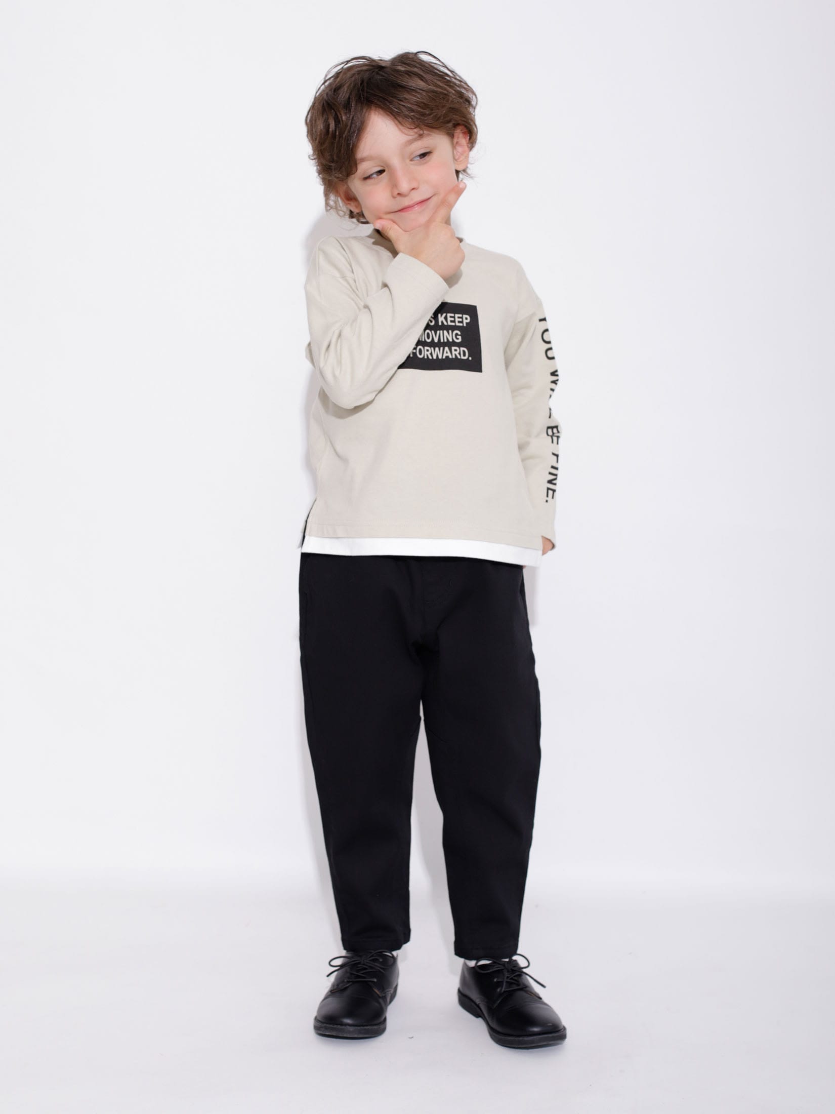 ガーデナーテーパードパンツ男の子コーデ画像7