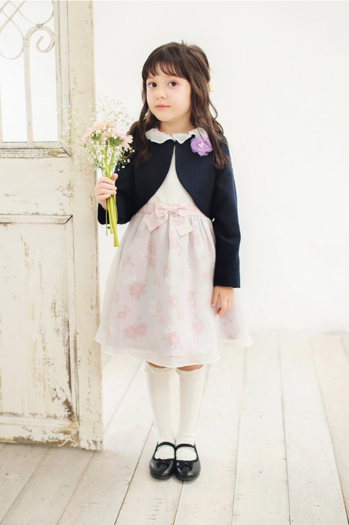 Navy Bolero×Black Shoes